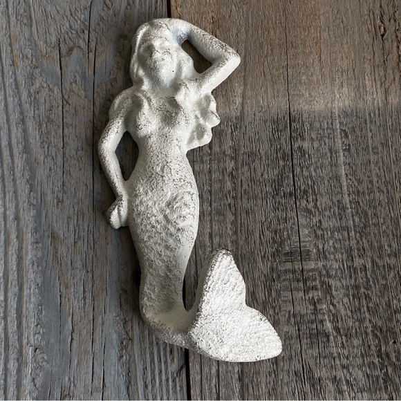 2 Distressed Mermaid Hooks Cast Iron - Picture 2 of 9